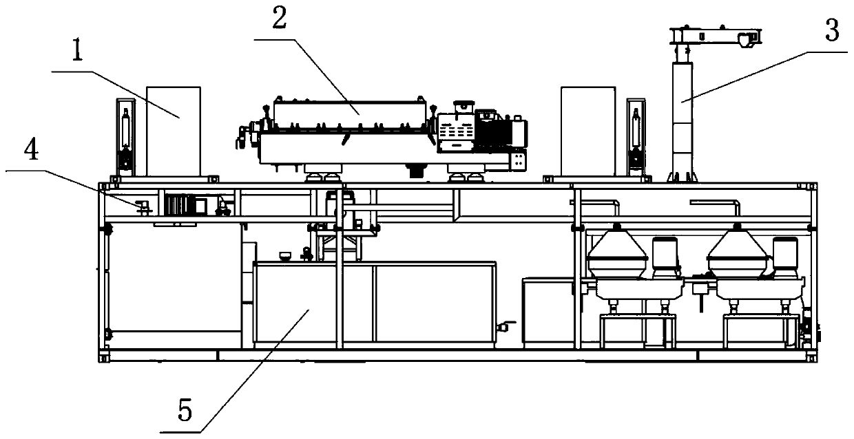 Normal-pressure electro-desalting backwashing wastewater treatment device