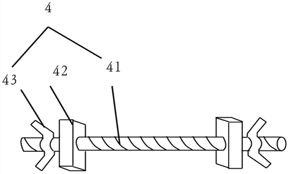 Manufacturing device of antique furniture and manufacturing method thereof