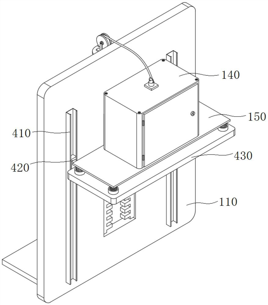 Suspended transformer and using method thereof