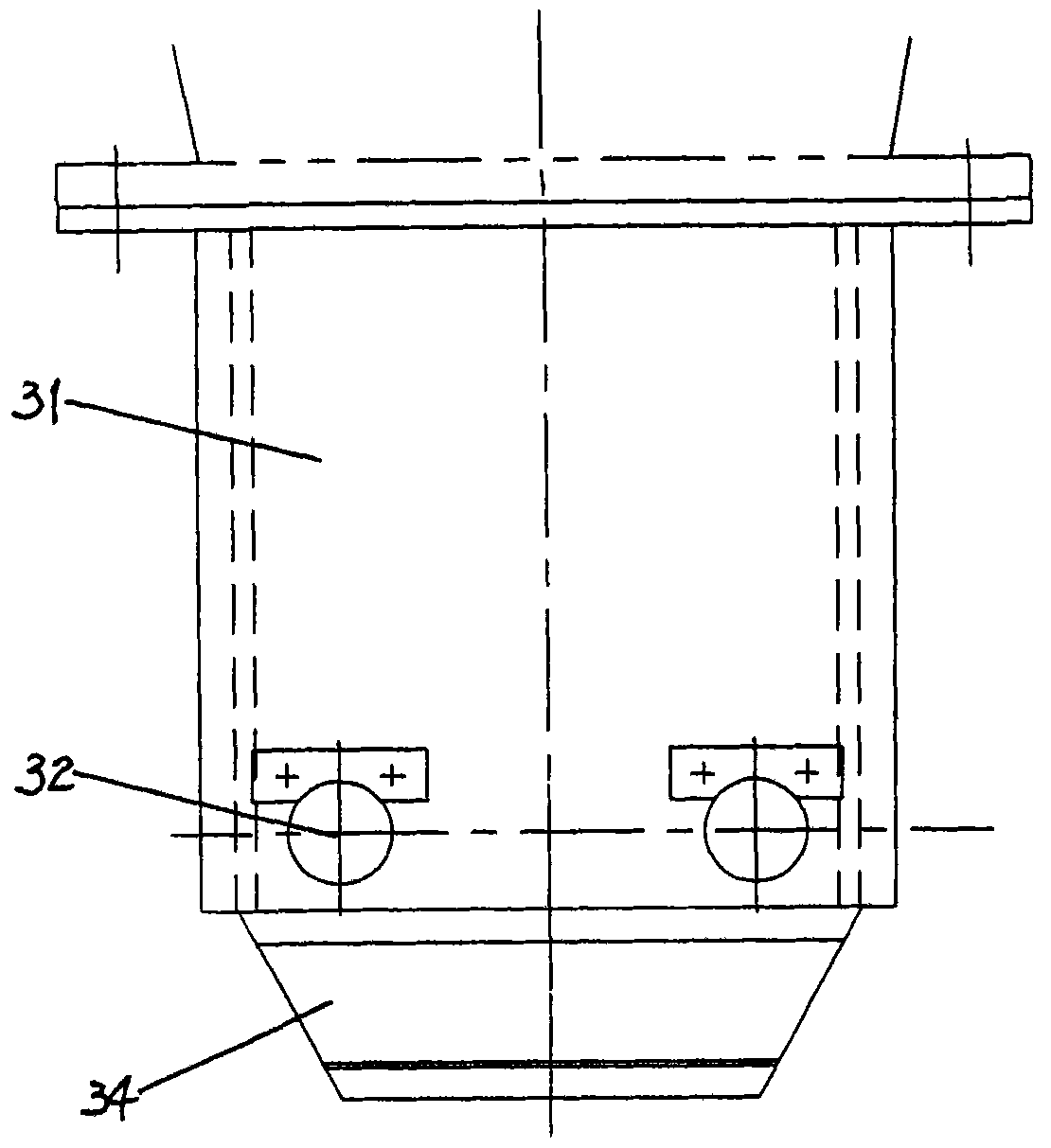 Rail hook device for floating dock portal crane