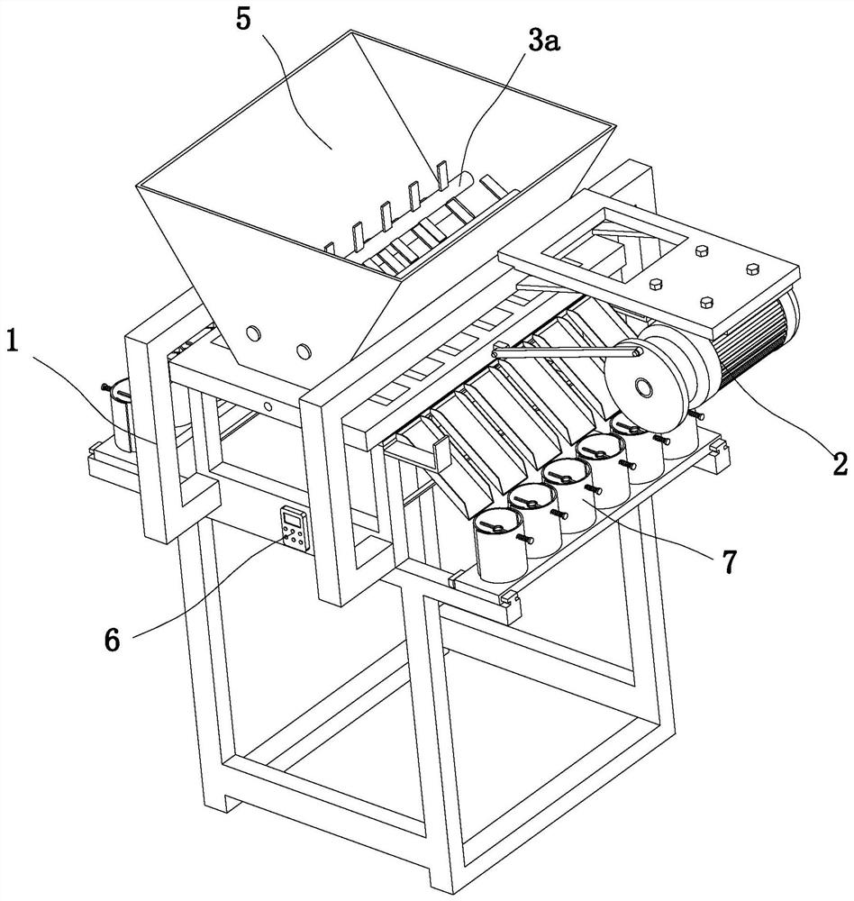 A fig tree seedling cultivation machine and its soil collecting component