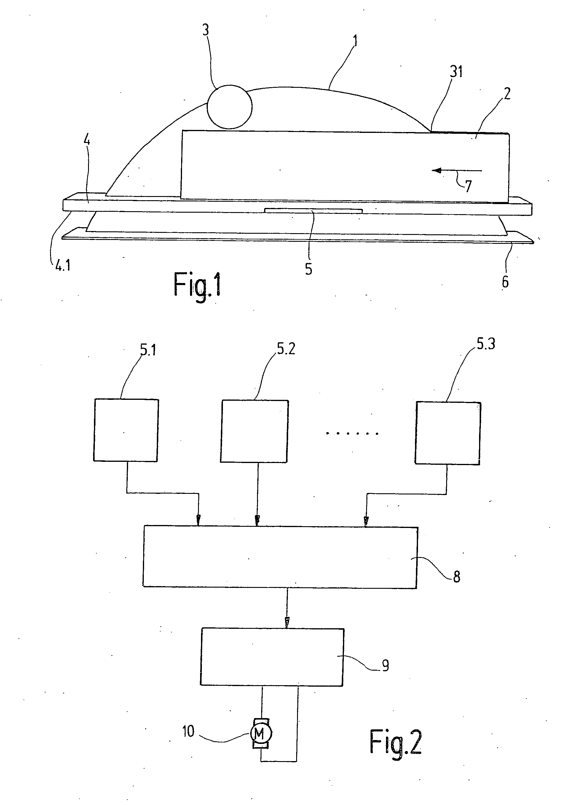 Device for protecting against accidental contact and method for protecting against accidental contact of a displaceable part