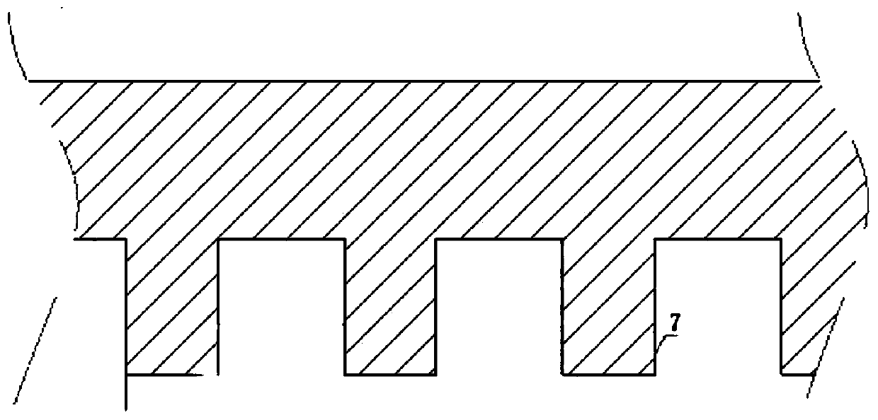 A melt containment retention system