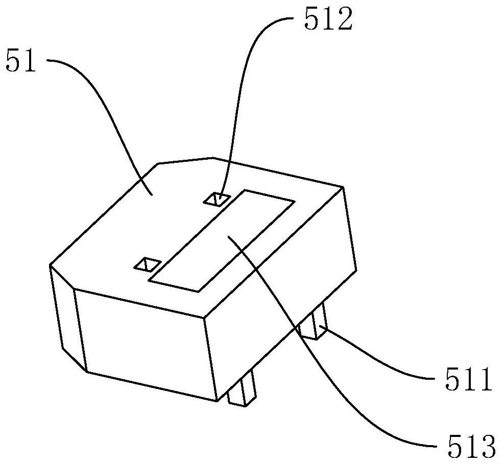 Ecological drainage ditch with sewage interception and water control functions and construction method thereof