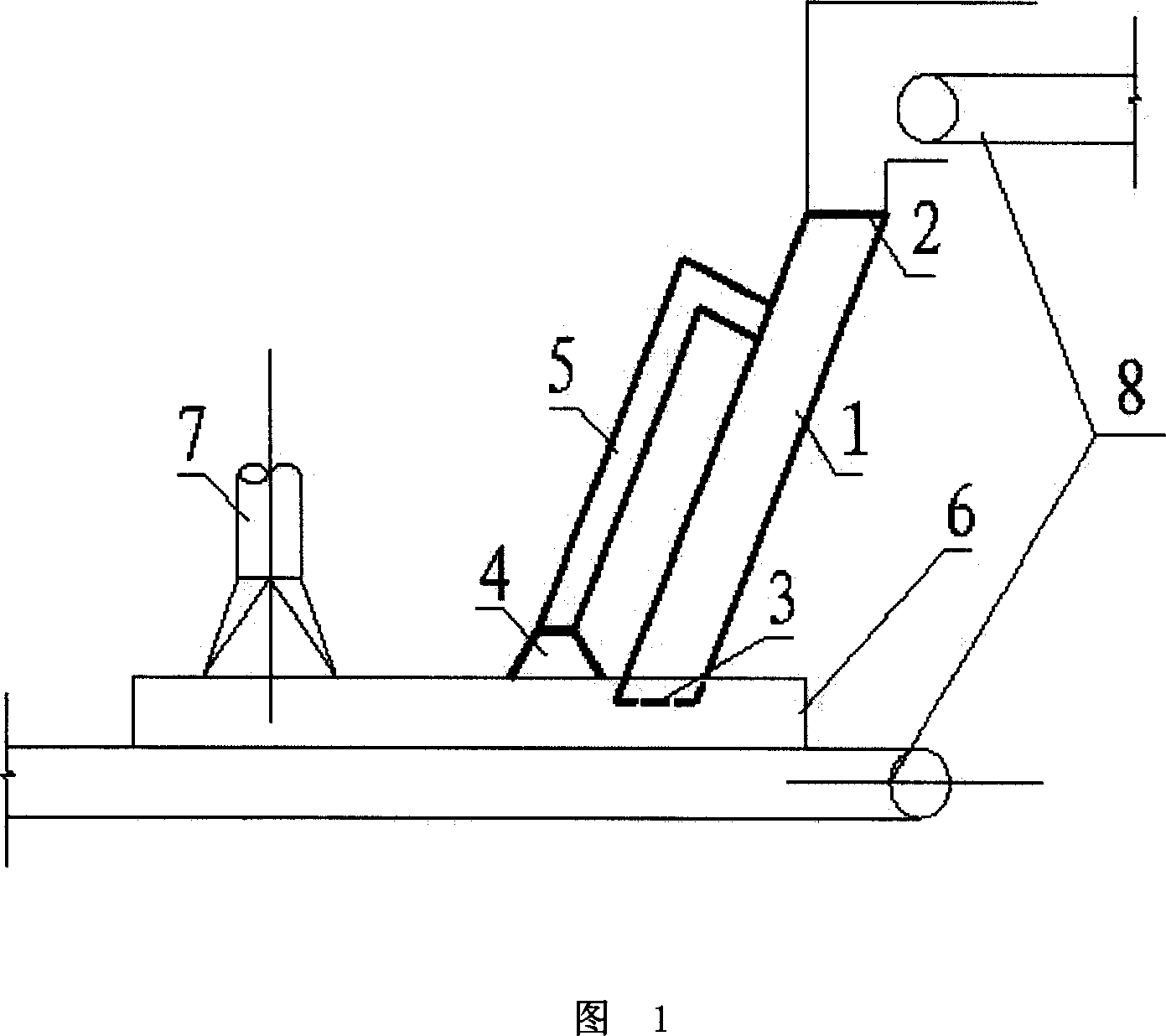 Method and device for preventing dust emission of baiting chute