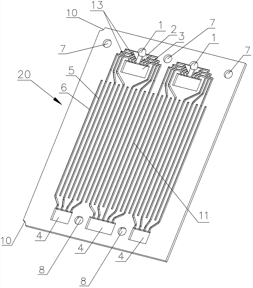 Proton exchange membrane fuel cell based on phase-change heat transfer and bipolar plate thereof