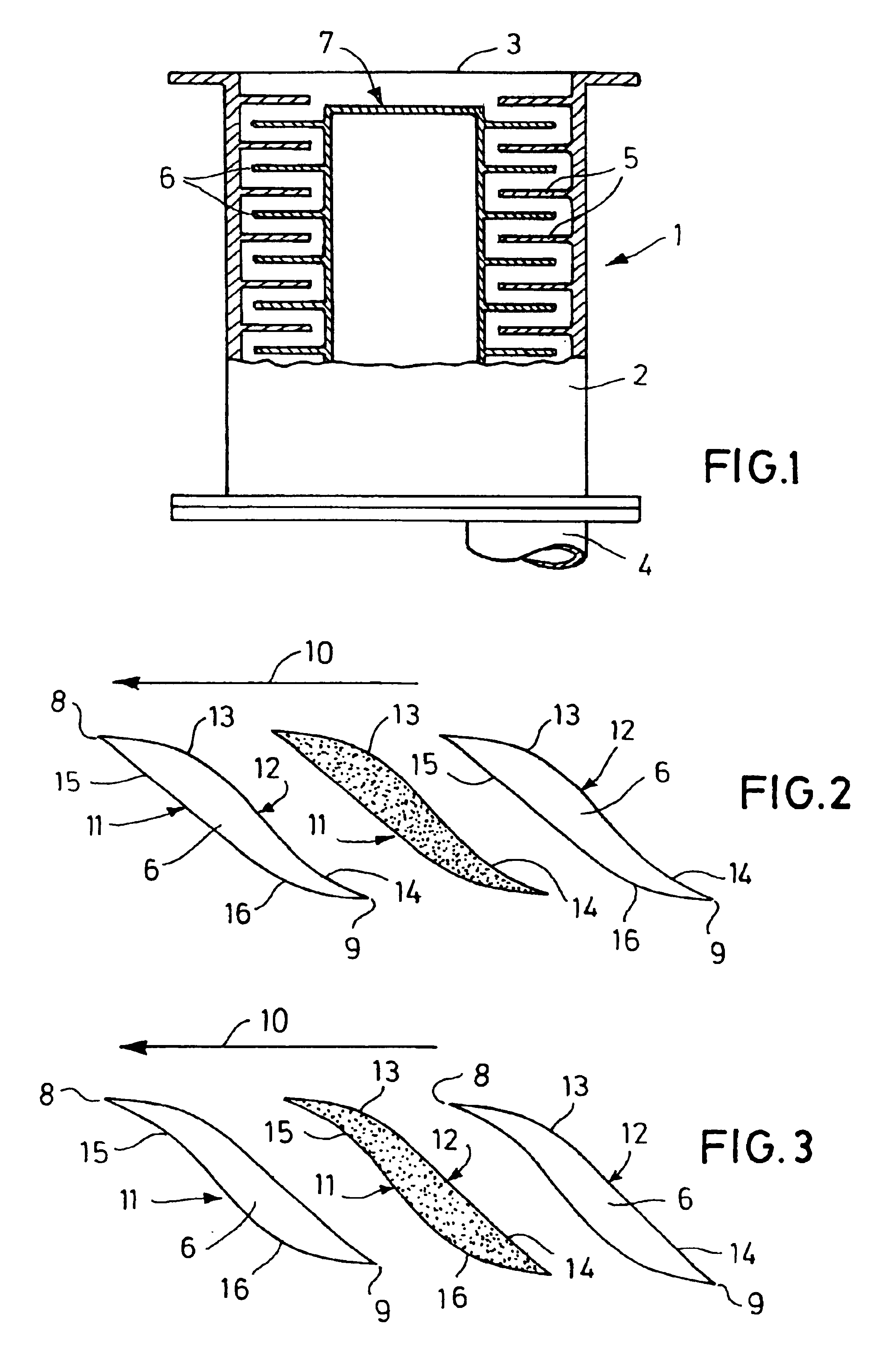 Turbomolecular vacuum pump with the rotor and stator vanes