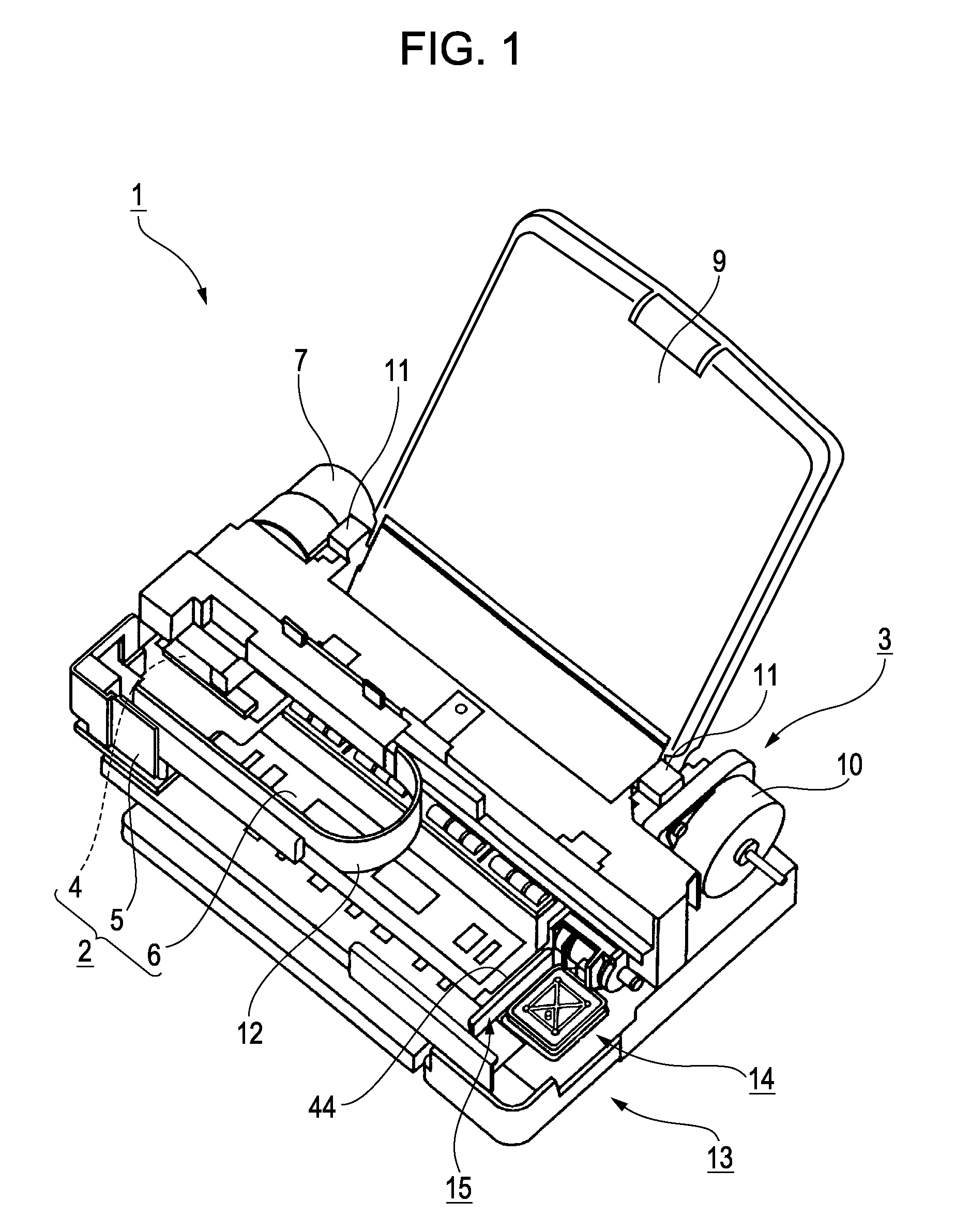 Fluid ejecting apparatus and ejecting head maintenance method
