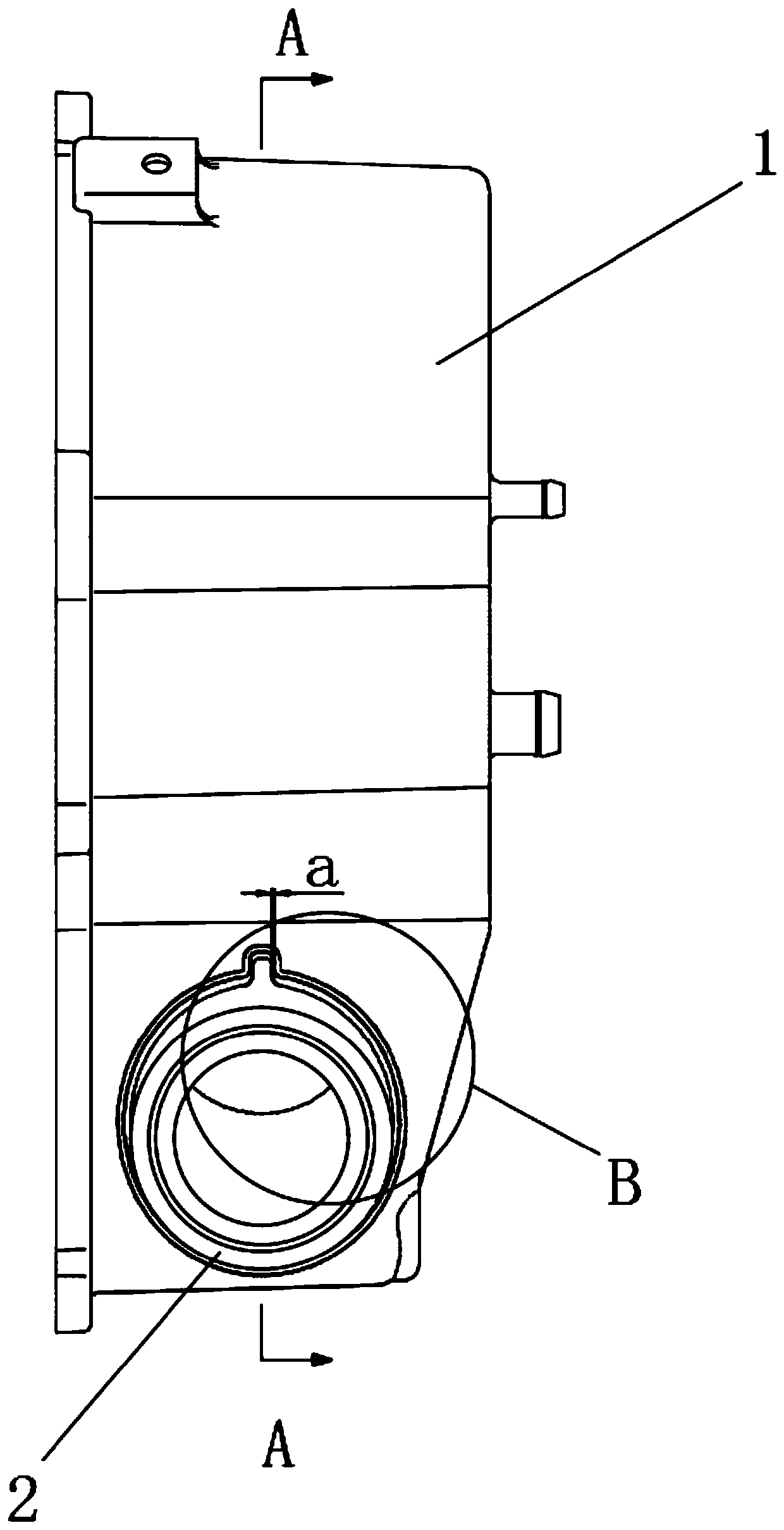 Novel assembly structure of air outlet pipe of automotive air filter