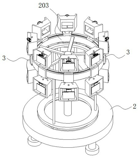 A circular conveyor capable of automatically changing conveying tracks and its conveying method