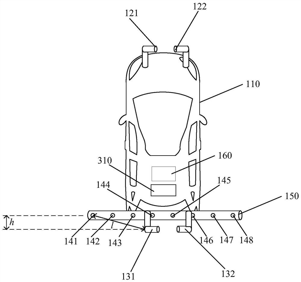 Liquid spraying device, method and control device on carrier