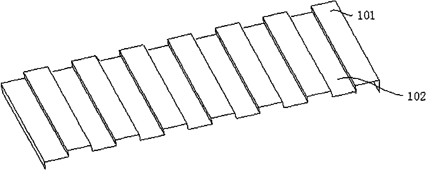 Protective device with anti-corrosion and moisture-resistant structure for cable bridge