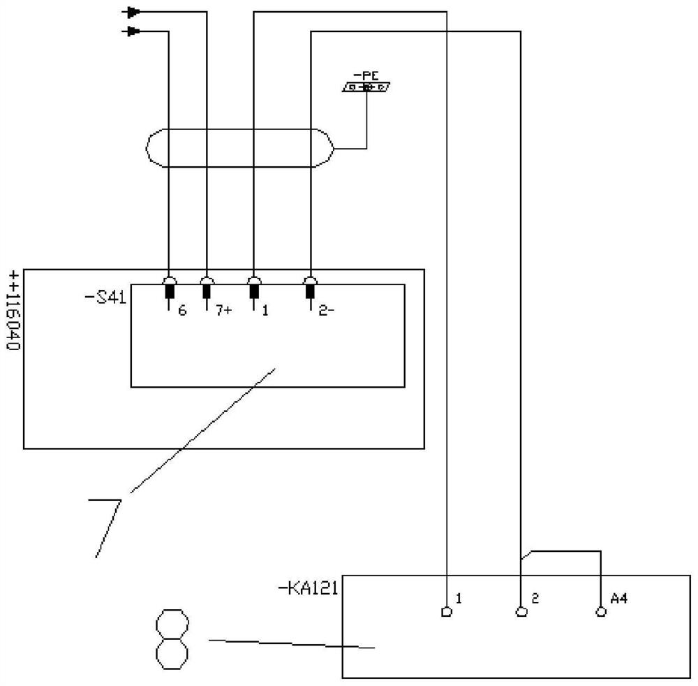 Control method and system for assisting servo motor driving through weighing and displacement sensor