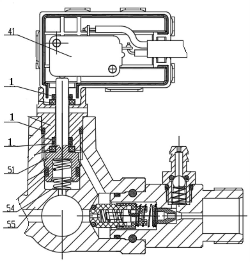 Gun-closing unloading shutdown device of high-pressure cleaning machine