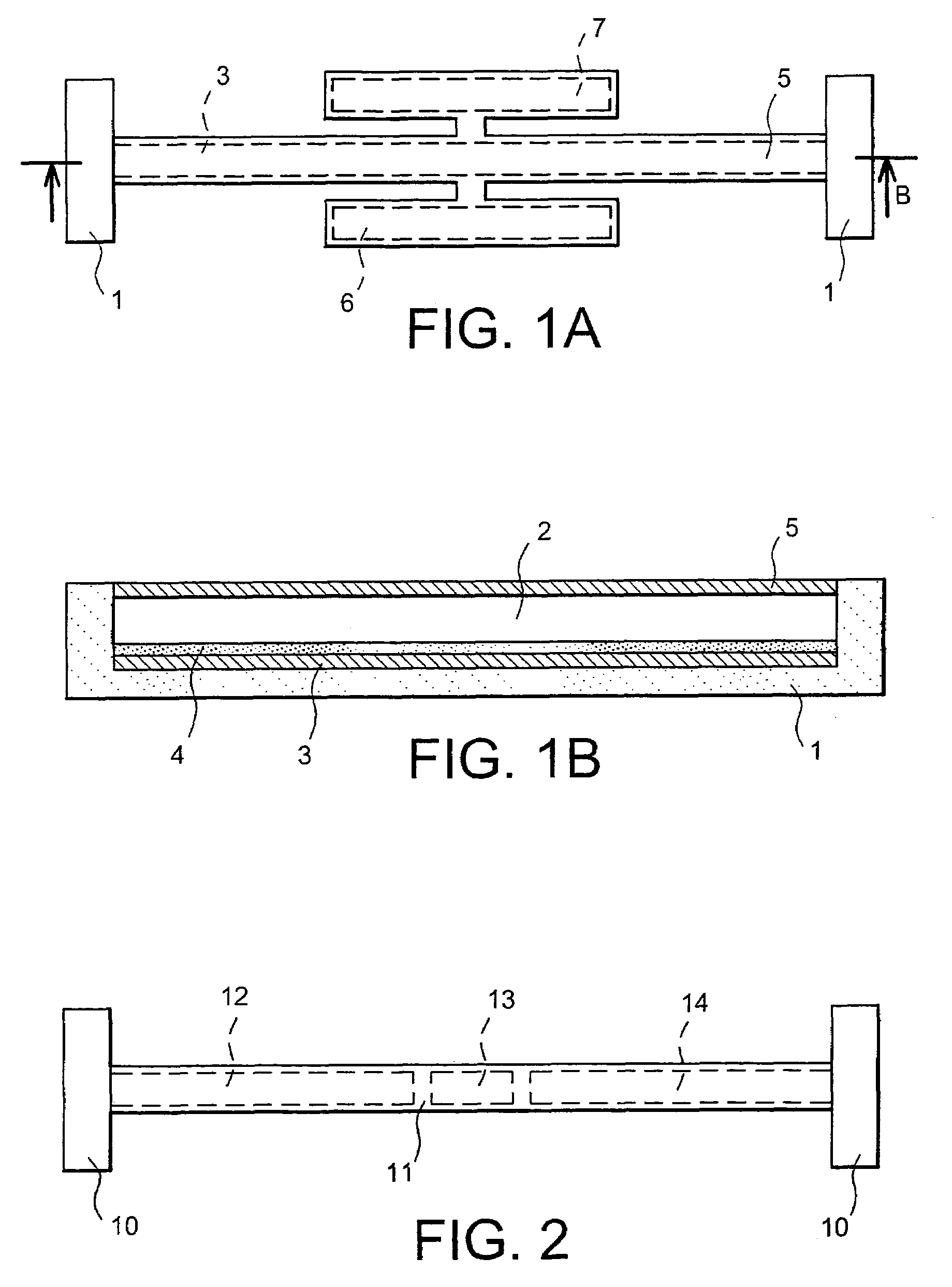 Variable micro-capacitor with a high ratio and a low operating voltage