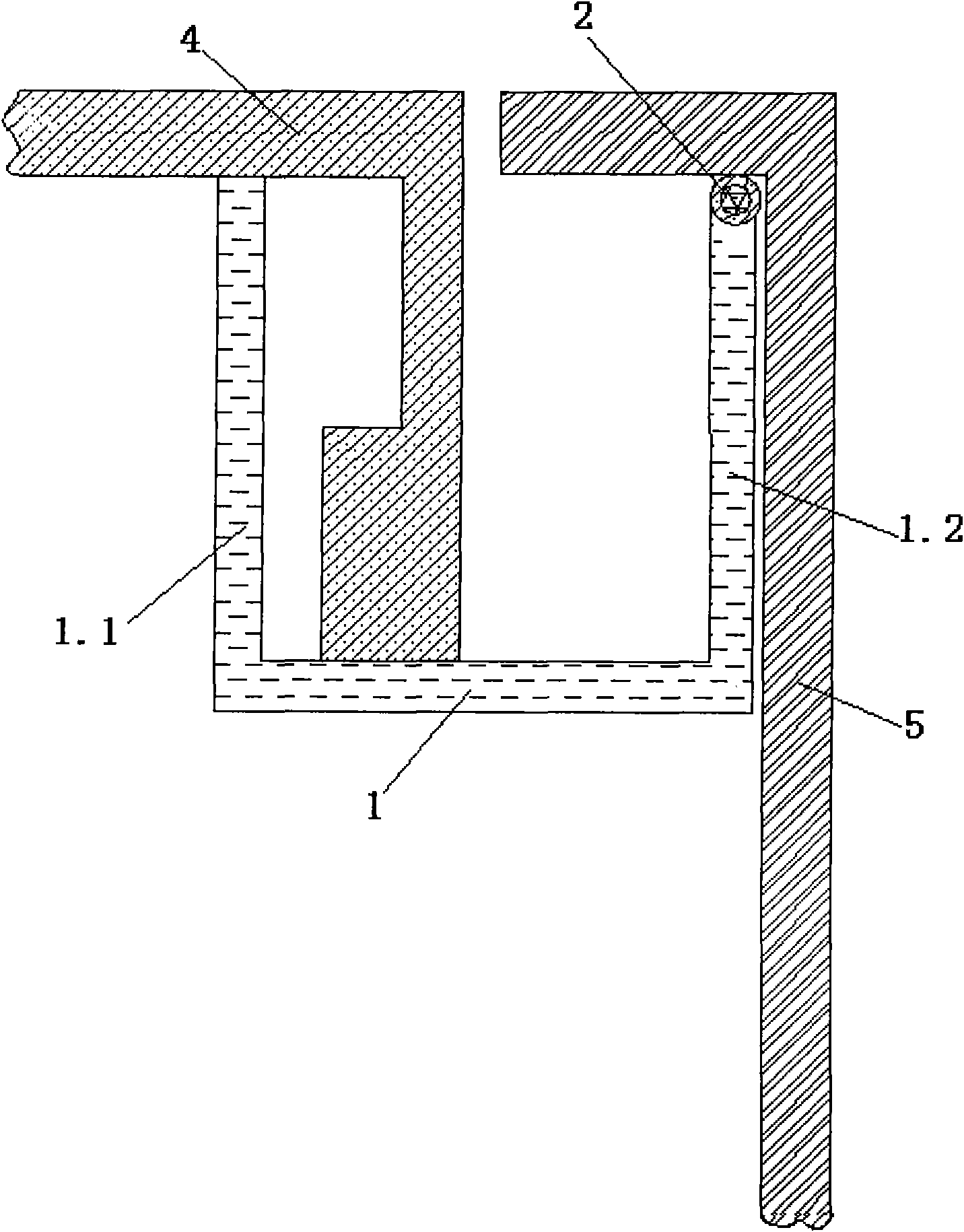Power distribution cabinet hinge with limiting function