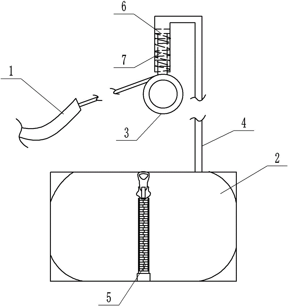 Automobile trunk protecting device