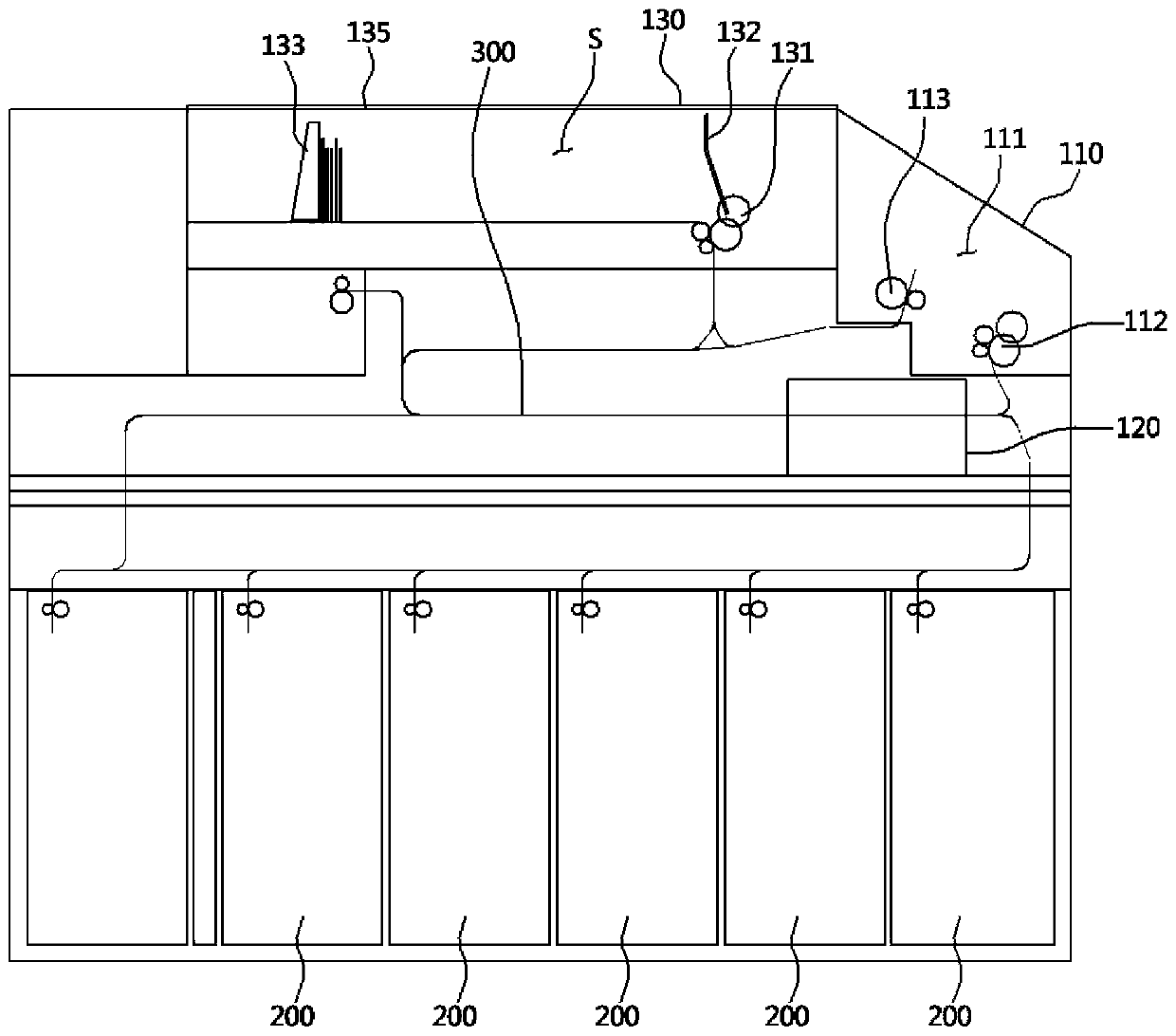 Automatic teller machine having medium storage unit and control method thereof