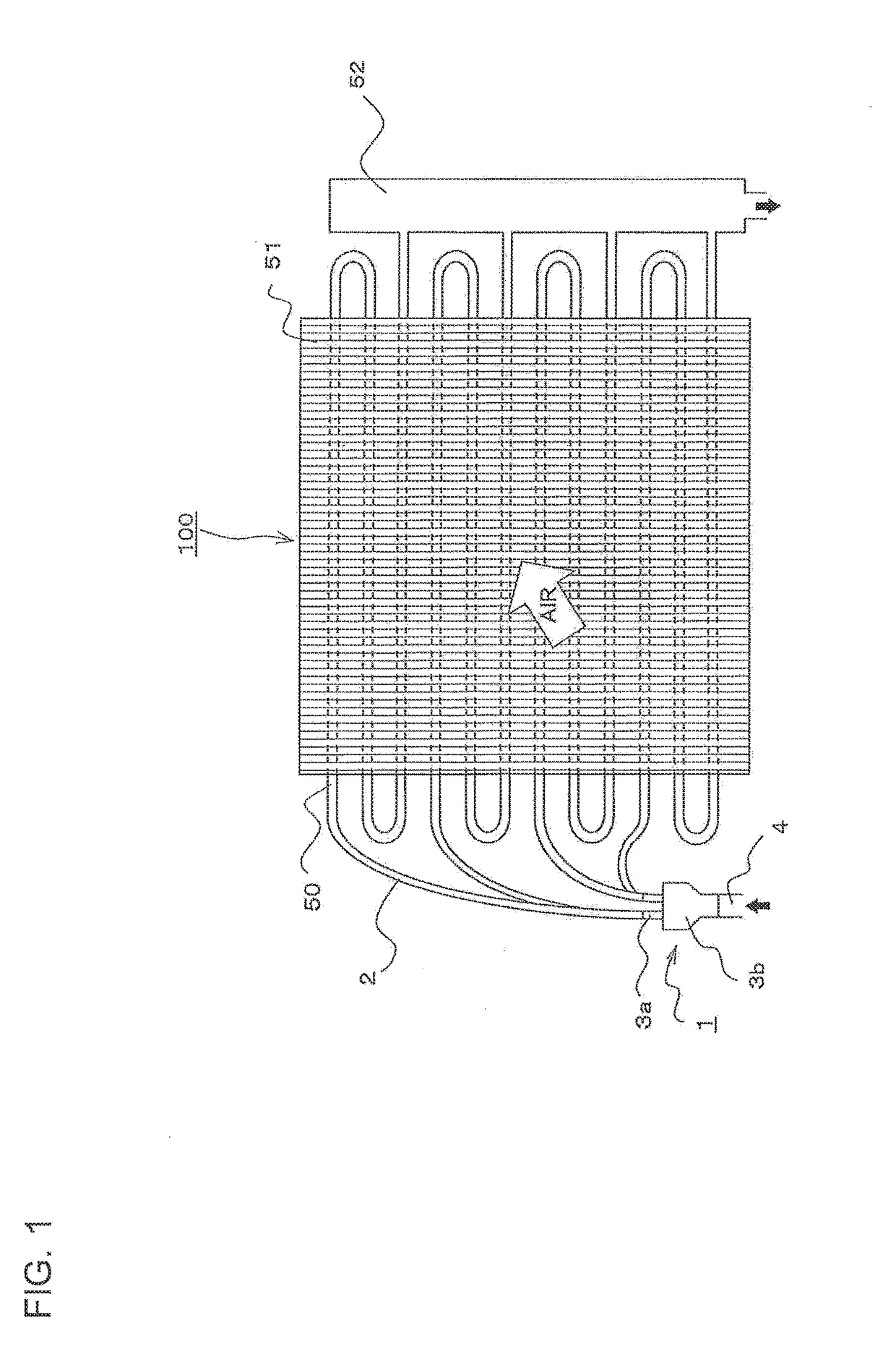 Refrigerant distributor, and heat pump device having the refrigerant distributor