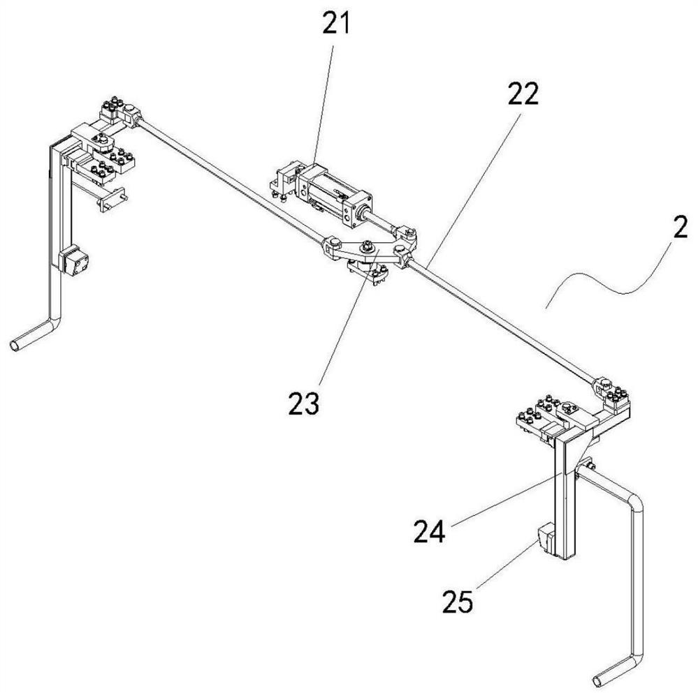 A high-precision centering and positioning structure of the cover hinge