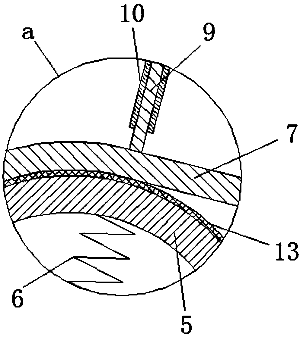 Mineral conveying device with function of preventing mineral from slipping for mining