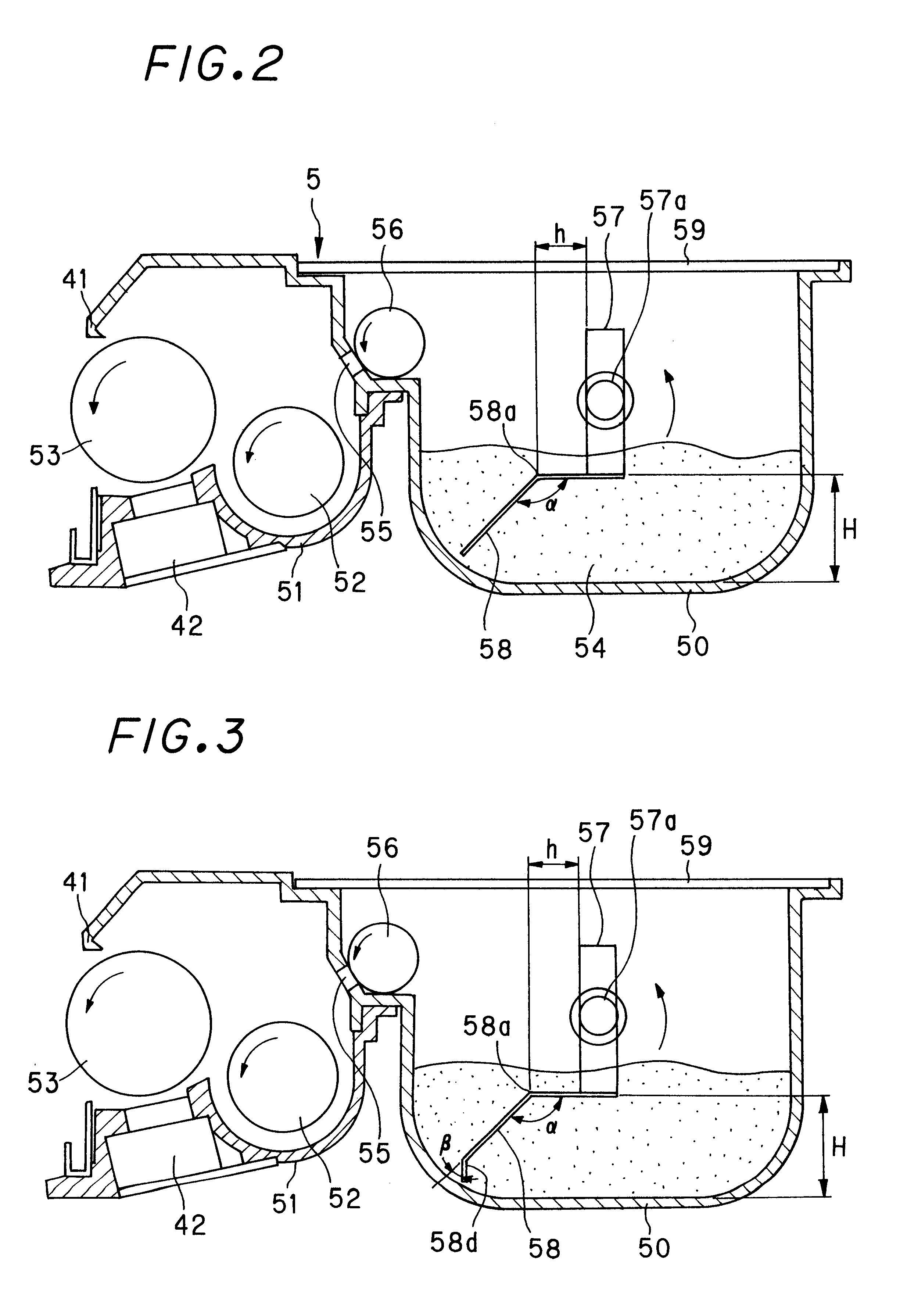 Developing unit equipped with a toner replenishing device configured with a conveying sheet and rotator