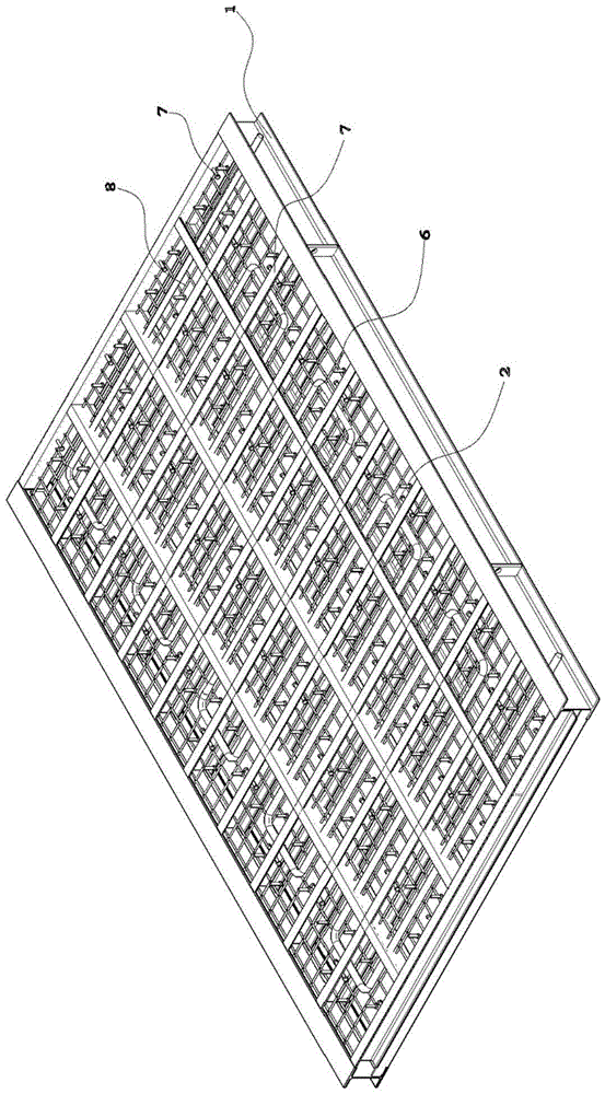 A steam pipe steel-concrete combined base form for precast concrete