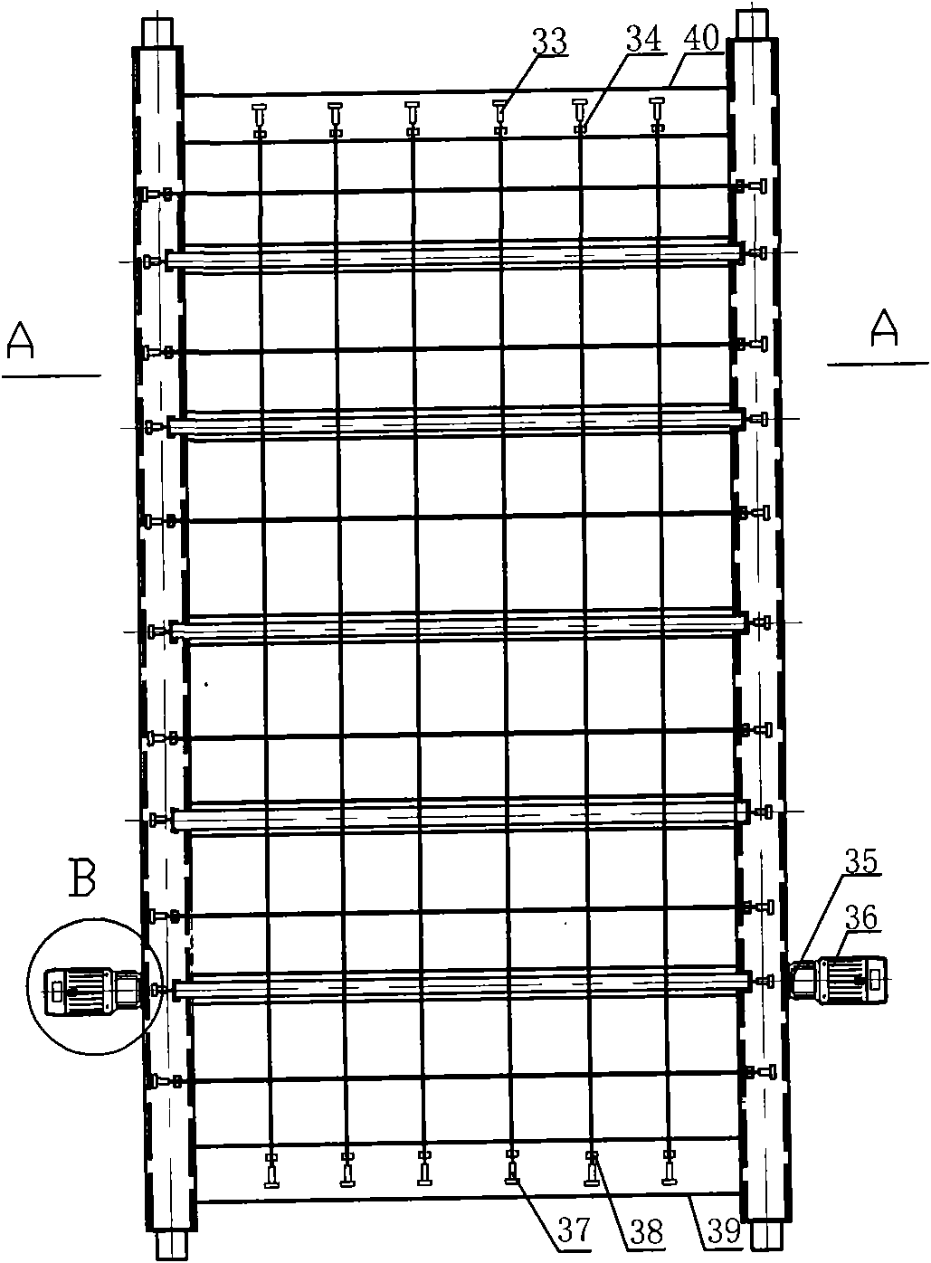 Steel meshwork automatic welding device and production technology thereof
