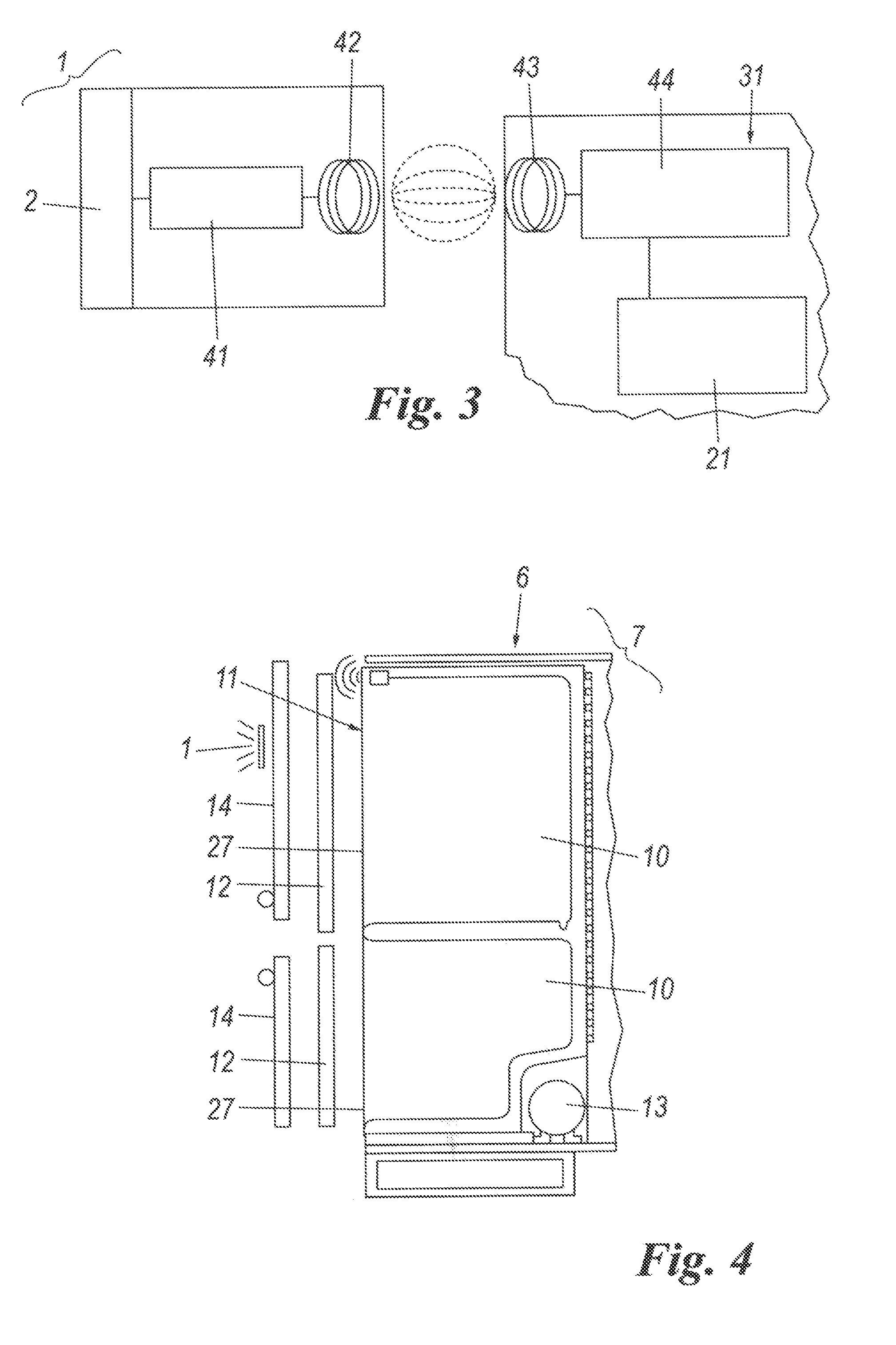 User interface for controlling a household electrical appliance remotely connected thereto