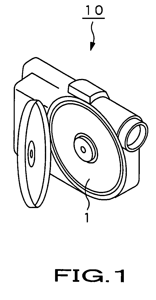 Optical disc recording apparatus and method, and disc recording apparatus with camera