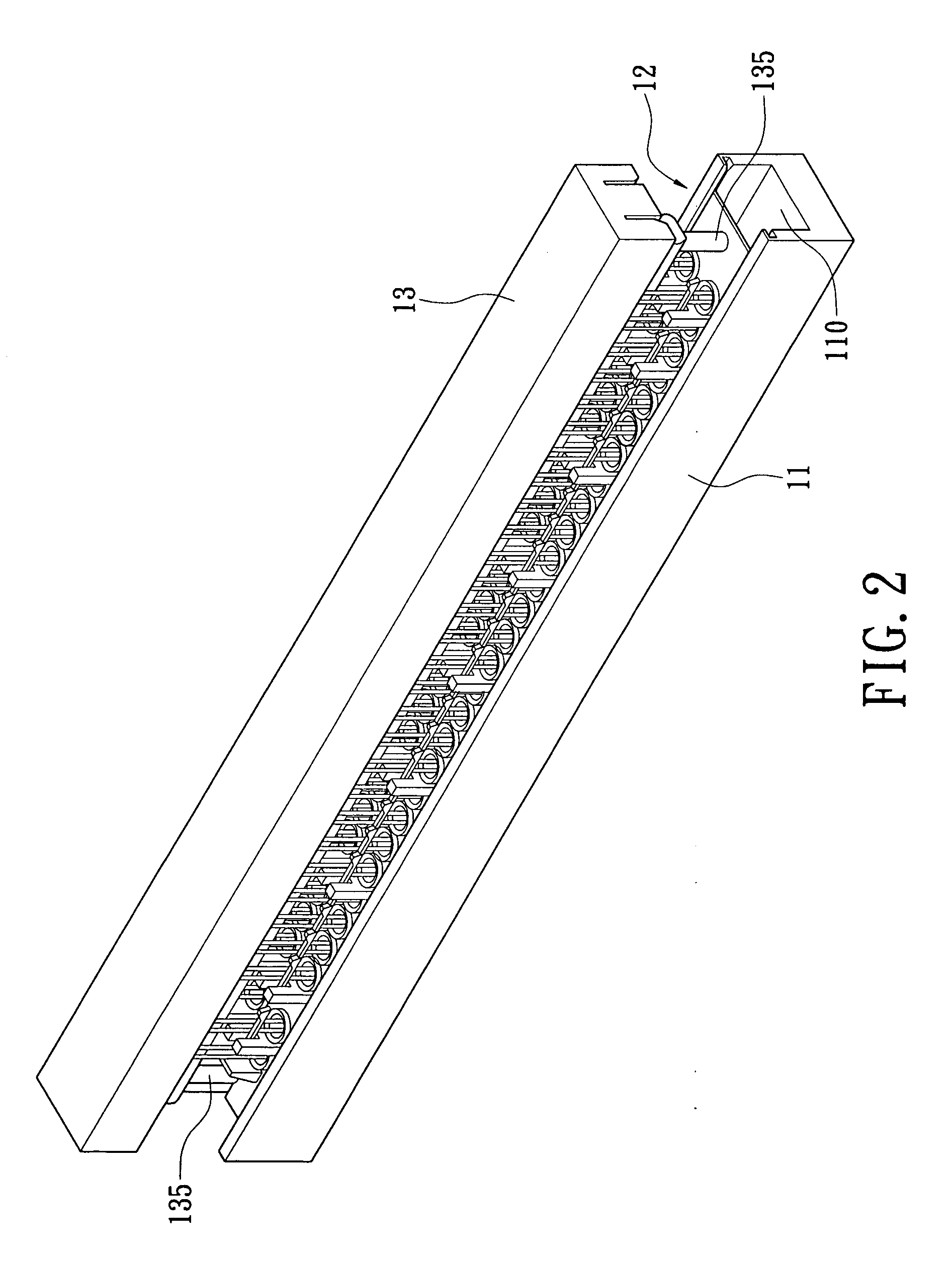Packaging apparatus for optical-electronic semiconductors and a packaging method therefor