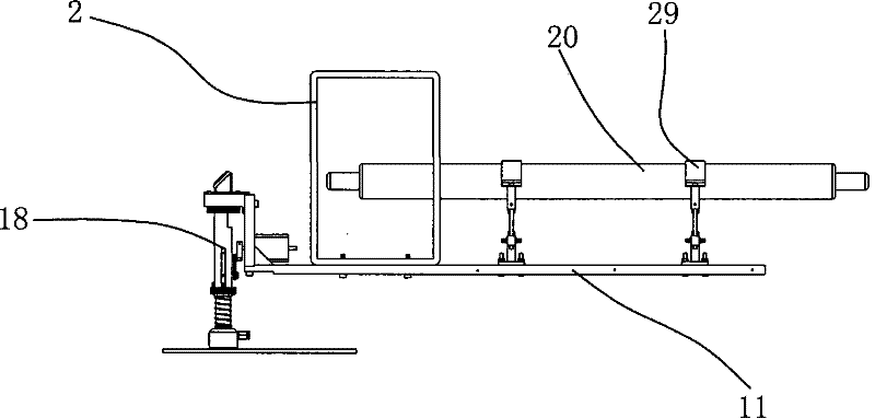 Laser cutting device of embroidery machine and laser embroidery integrated machine thereof