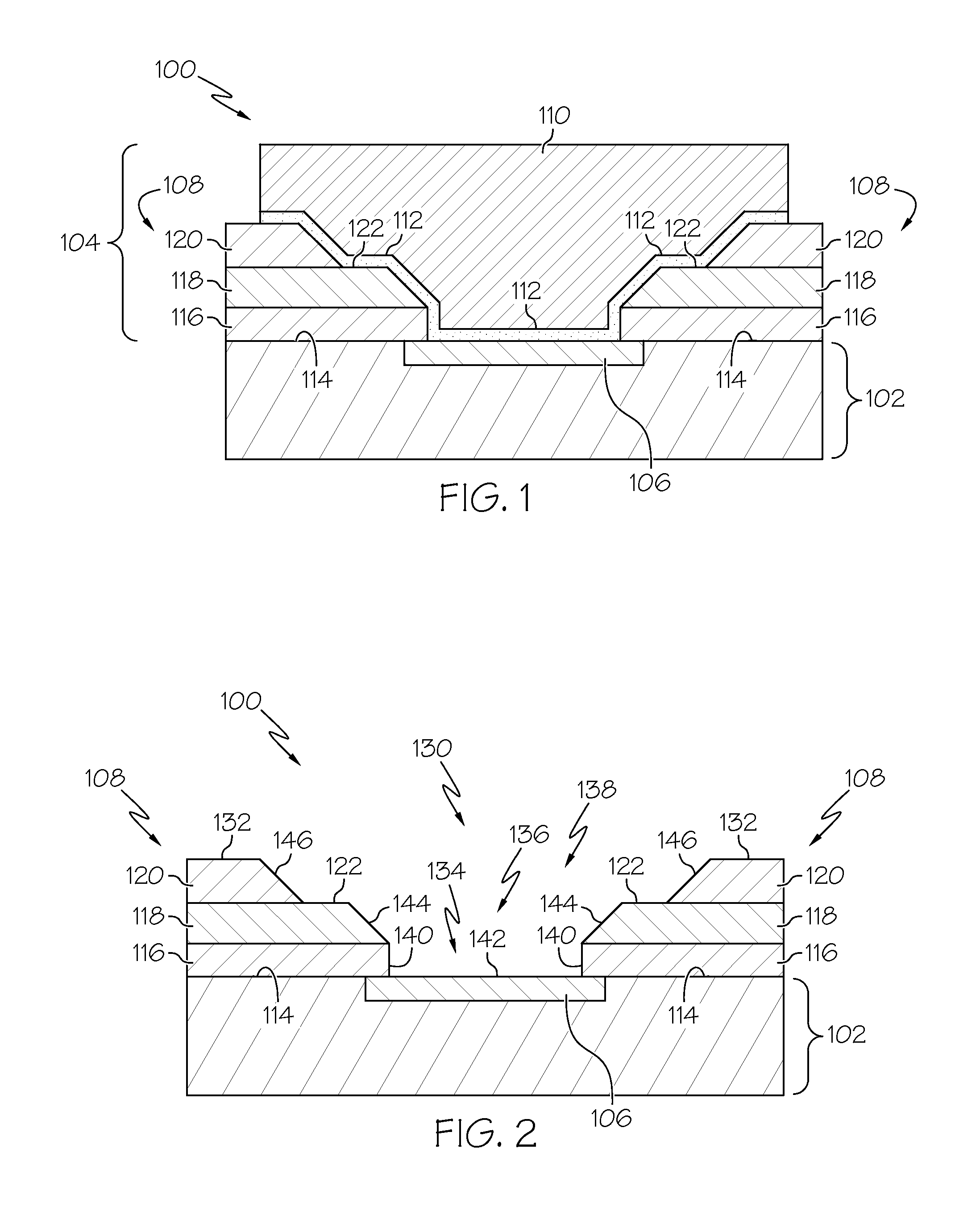 Conductive connection structure with stress reduction arrangement for a semiconductor device, and related fabrication method