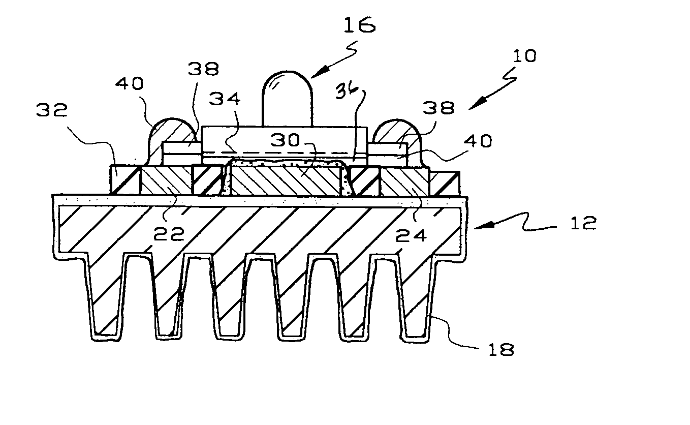 Light emitting assembly with heat dissipating support