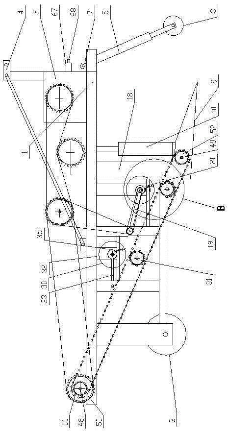 Peanut harvester with pair roller vibration soil crushing apparatus