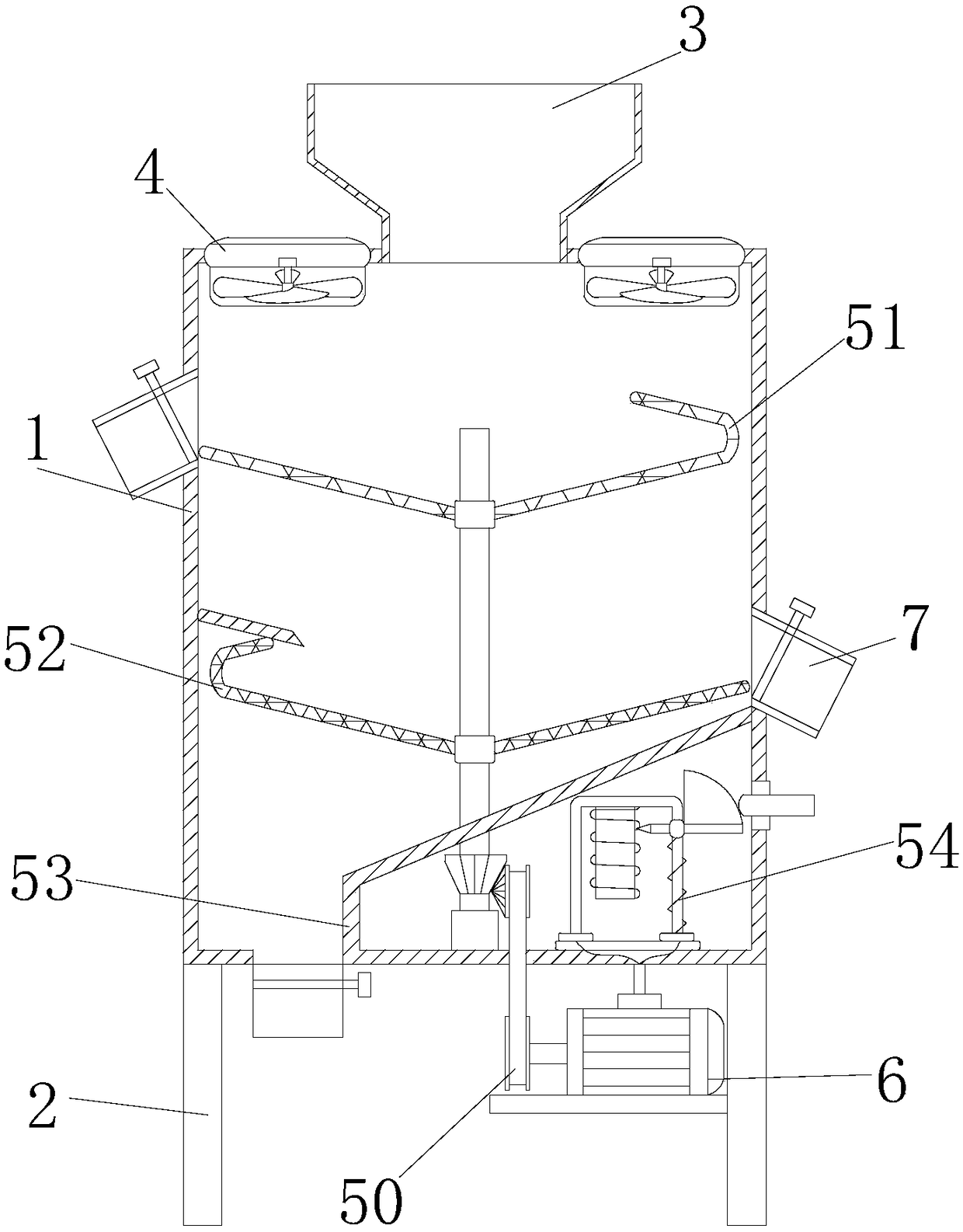 Tea leaf processing device utilizing centrifugal force for screening and discharging