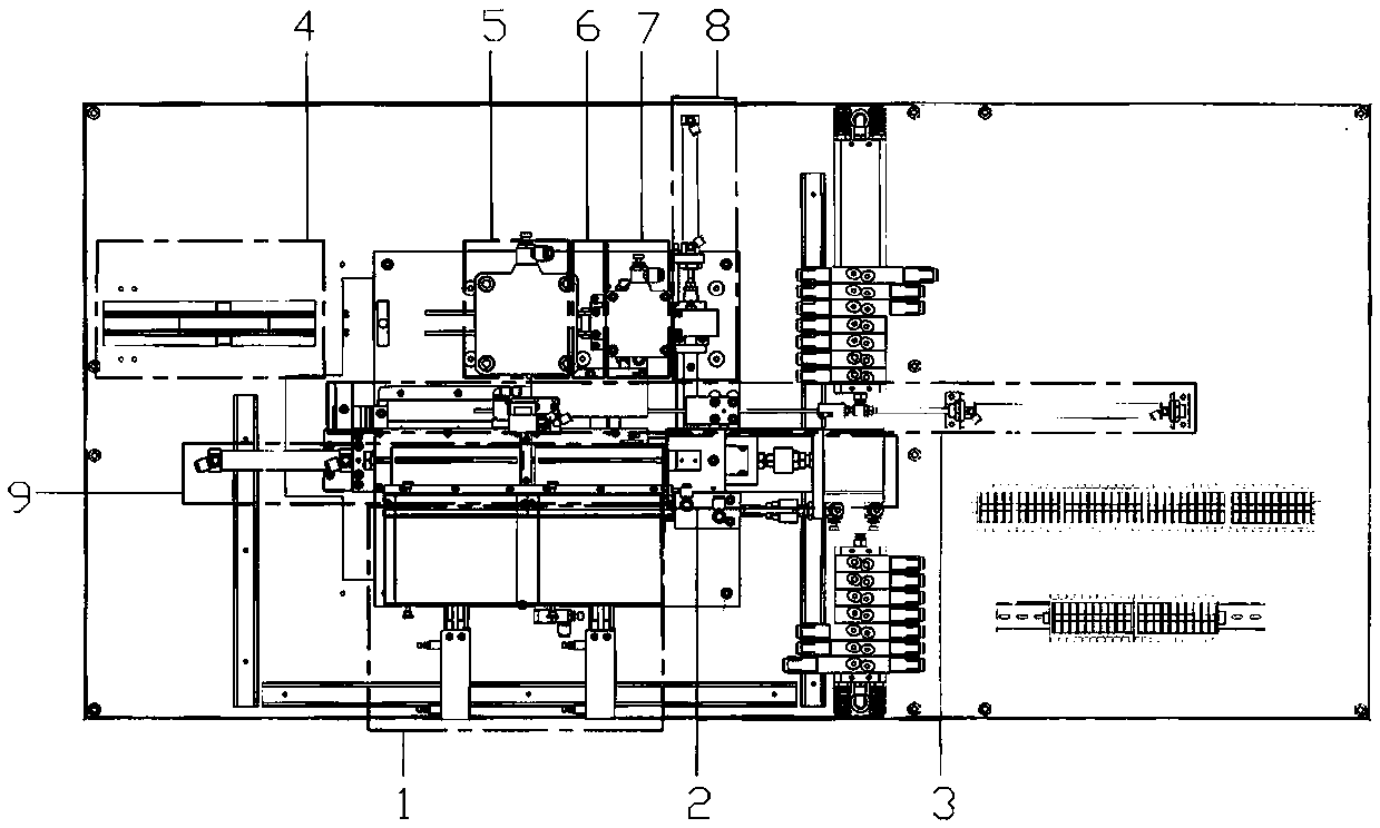 Automatic telescopic rod assembly device