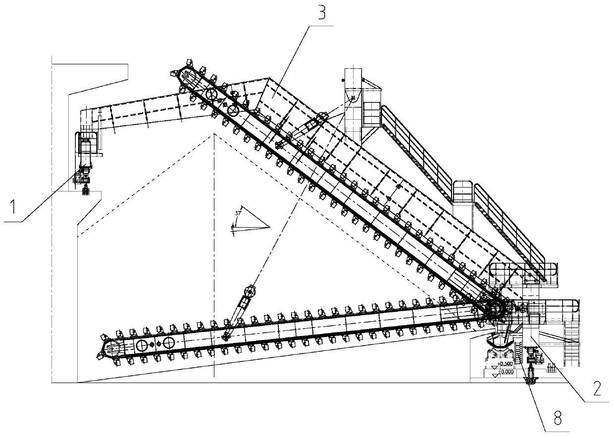 Efficient half-portal double-row scraper reclaimer