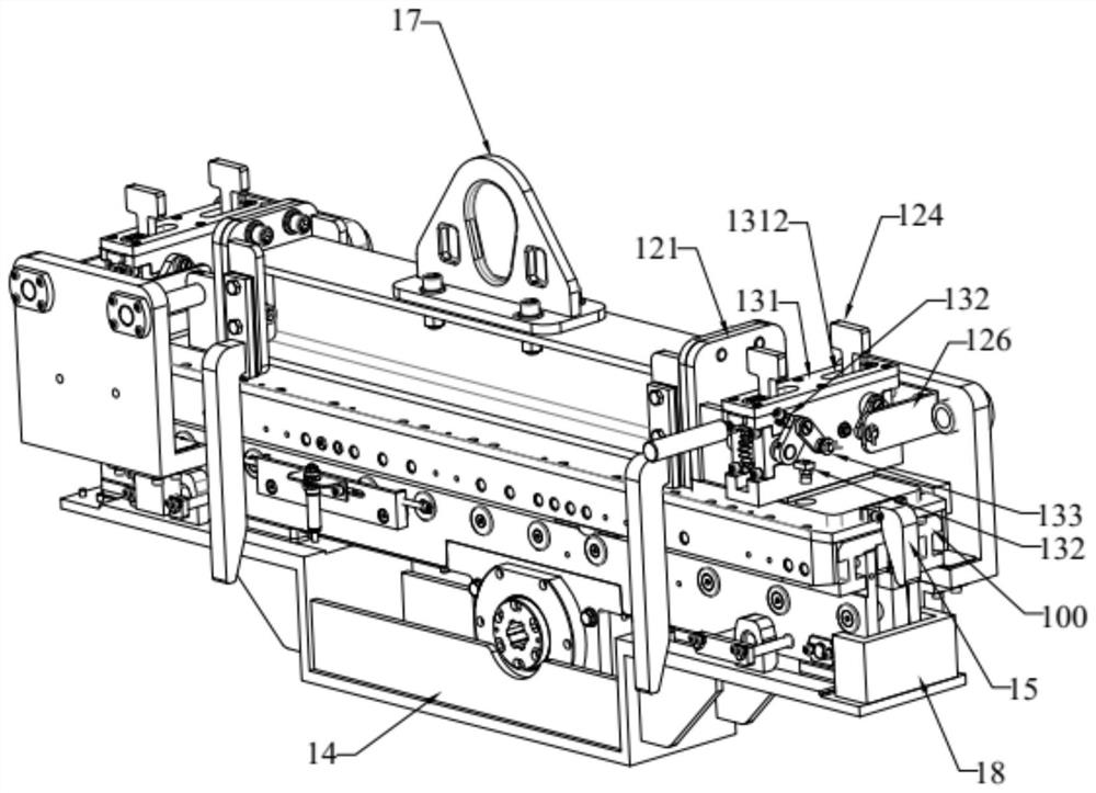 Hoisting device capable of self-locking and unlocking in nuclear environment