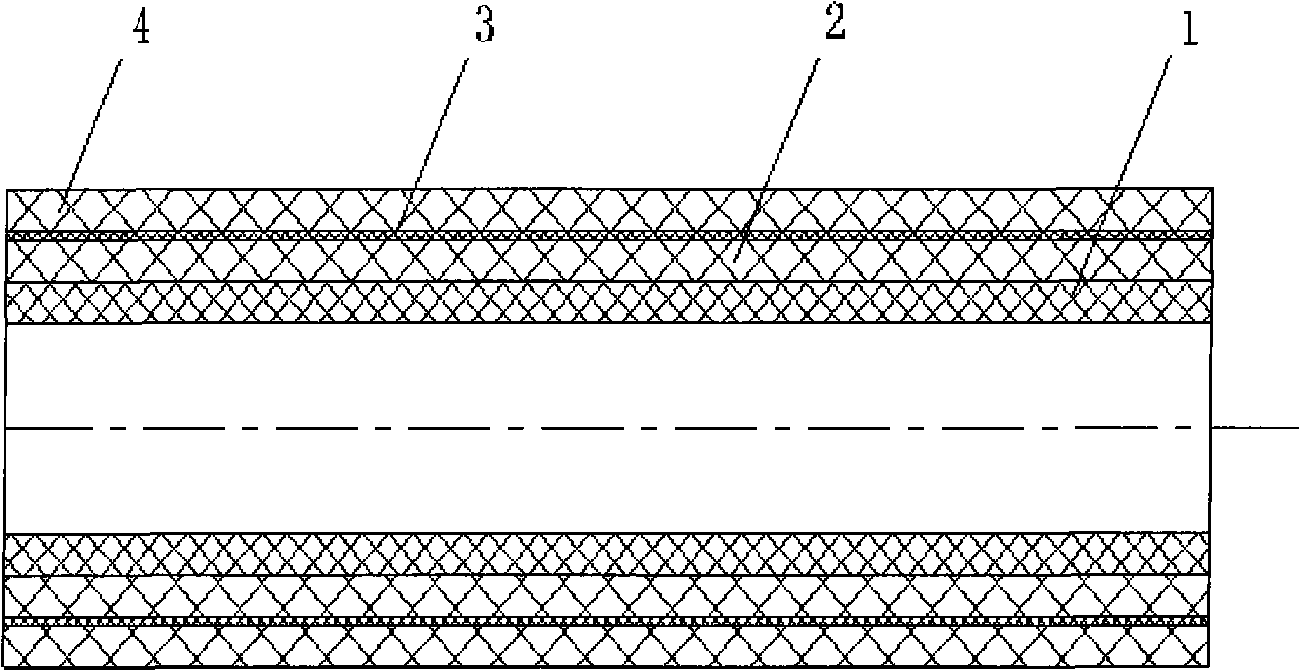 Low-penetration fuel hose and preparing method thereof