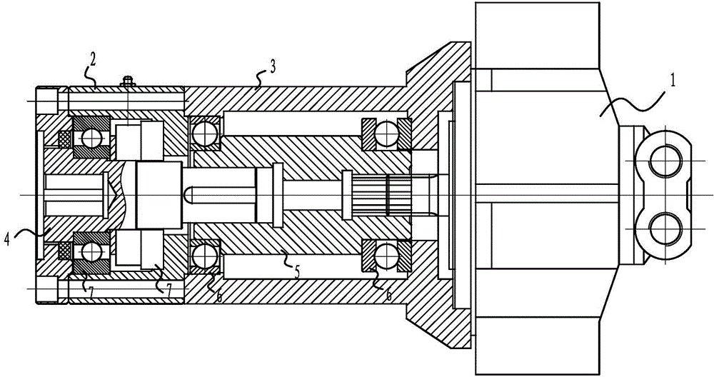 Driving device of plastic sole molding extrusion mechanism