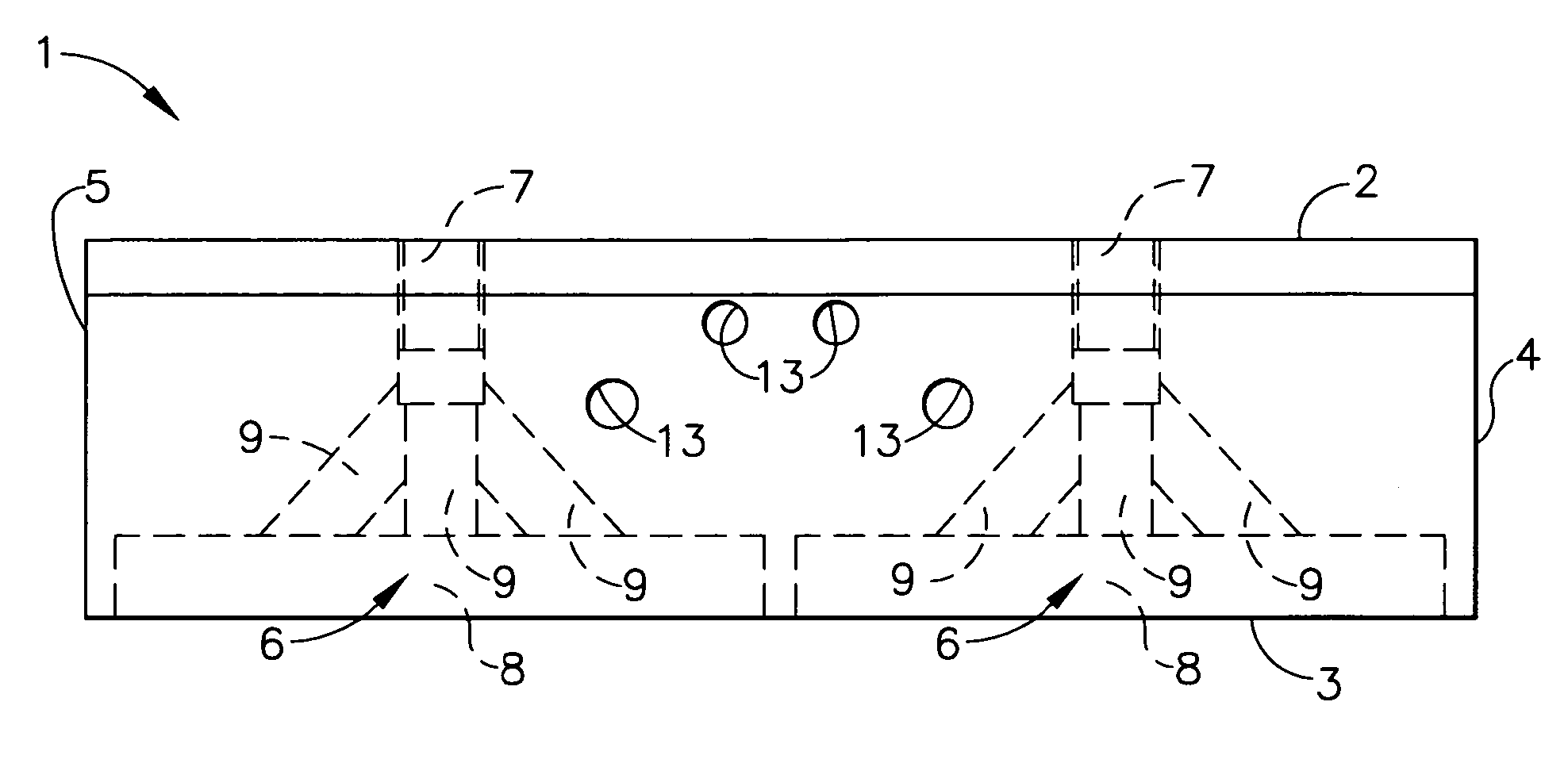 Applicator head for applying fluid material to substrate