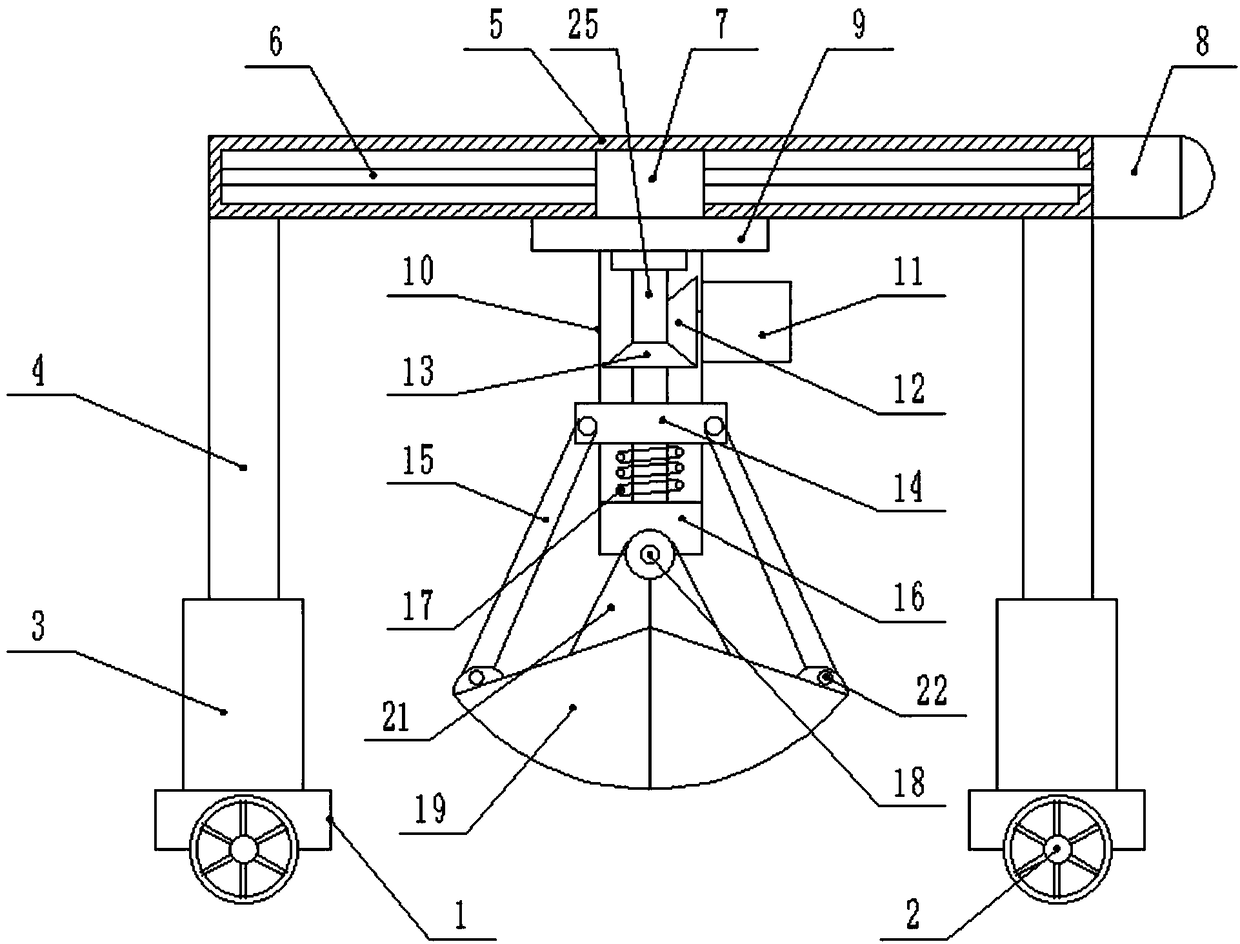 Grab bucket type feeding and transporting device for garbage crushing treatment