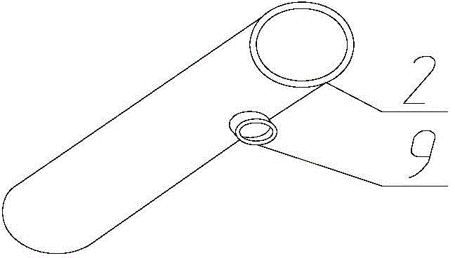 Connecting device for communicating collecting pipe and connecting pipe of heat exchanger