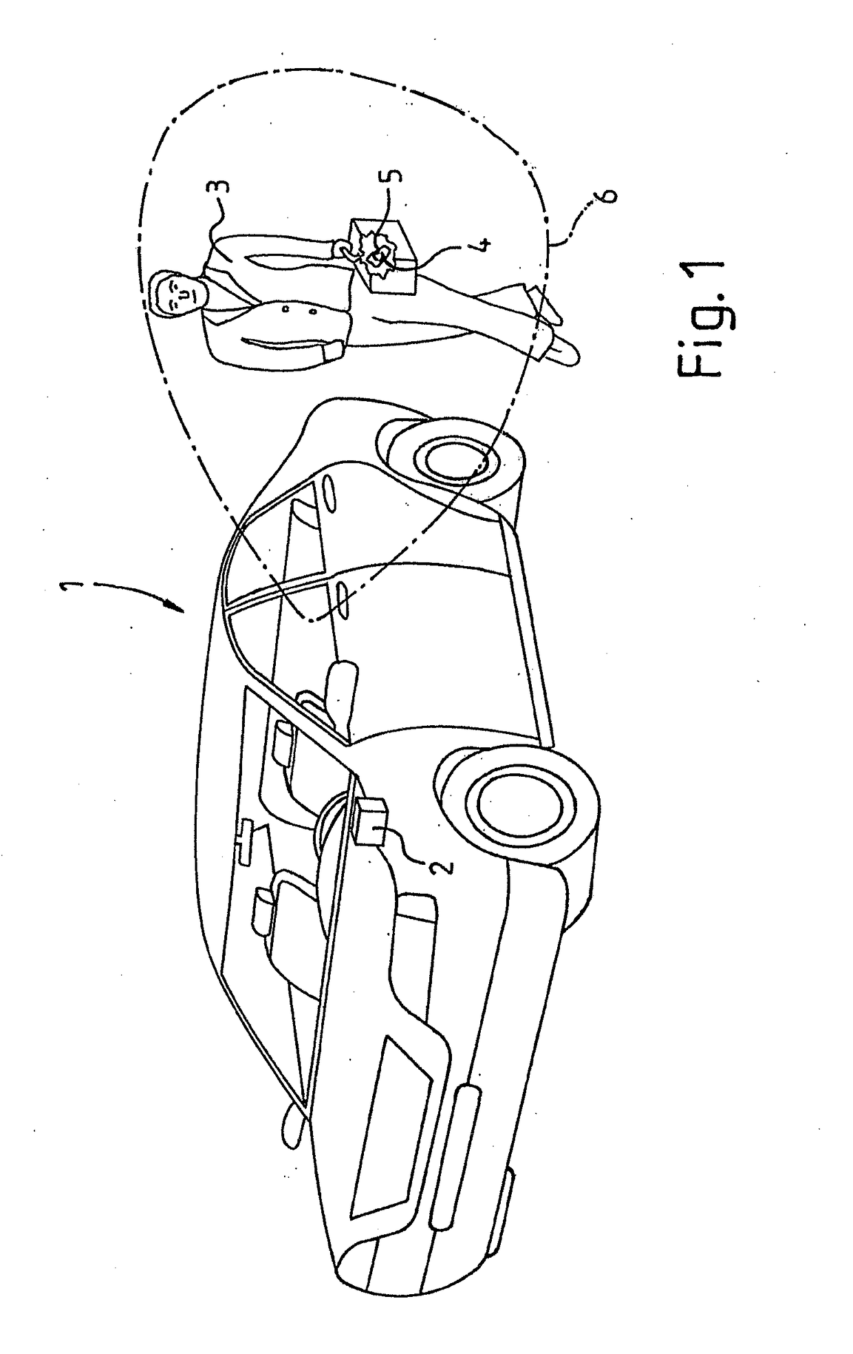 Apparatus for locking and/or unlocking
