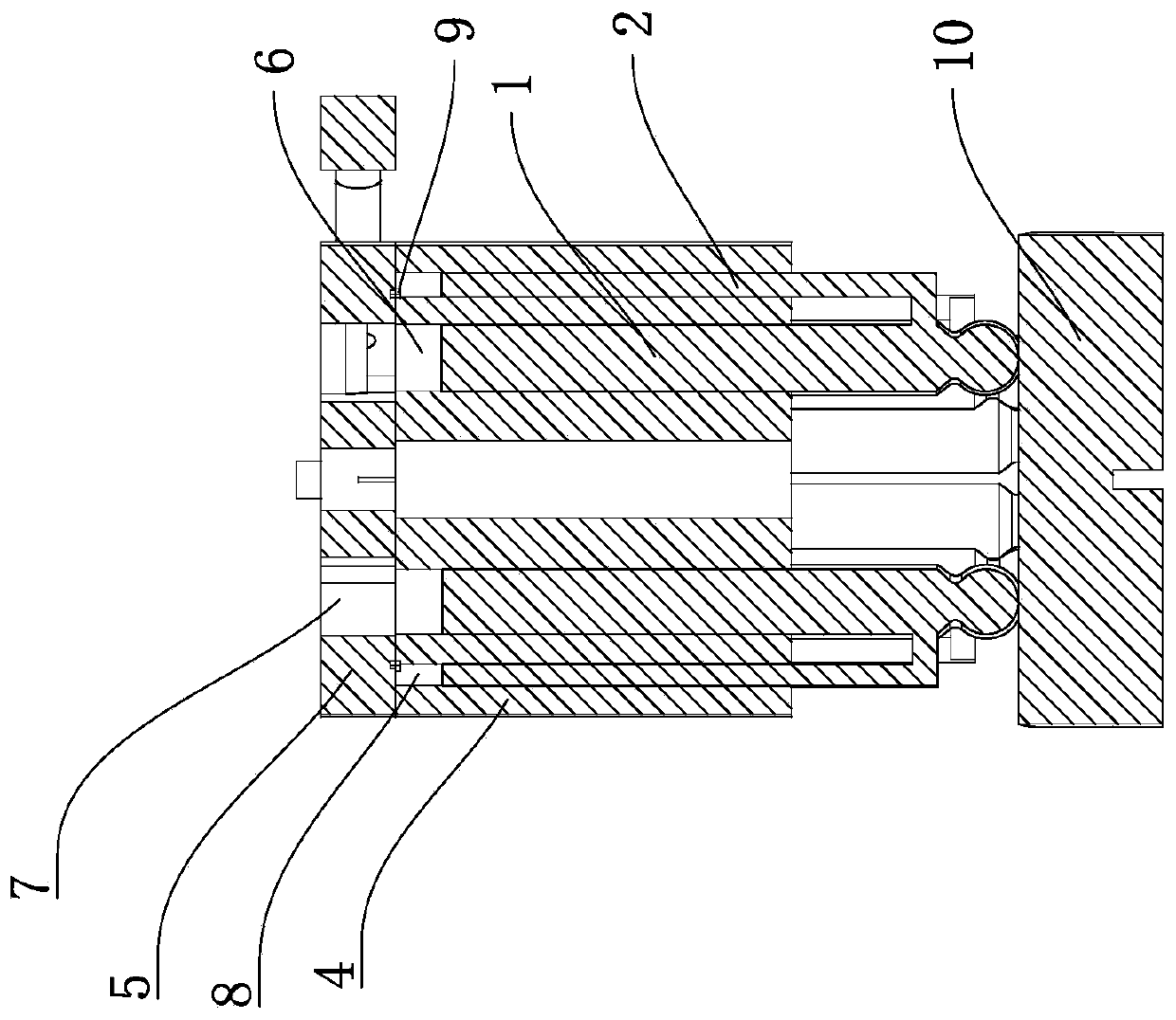 Self-return plunger and plunger pump with same