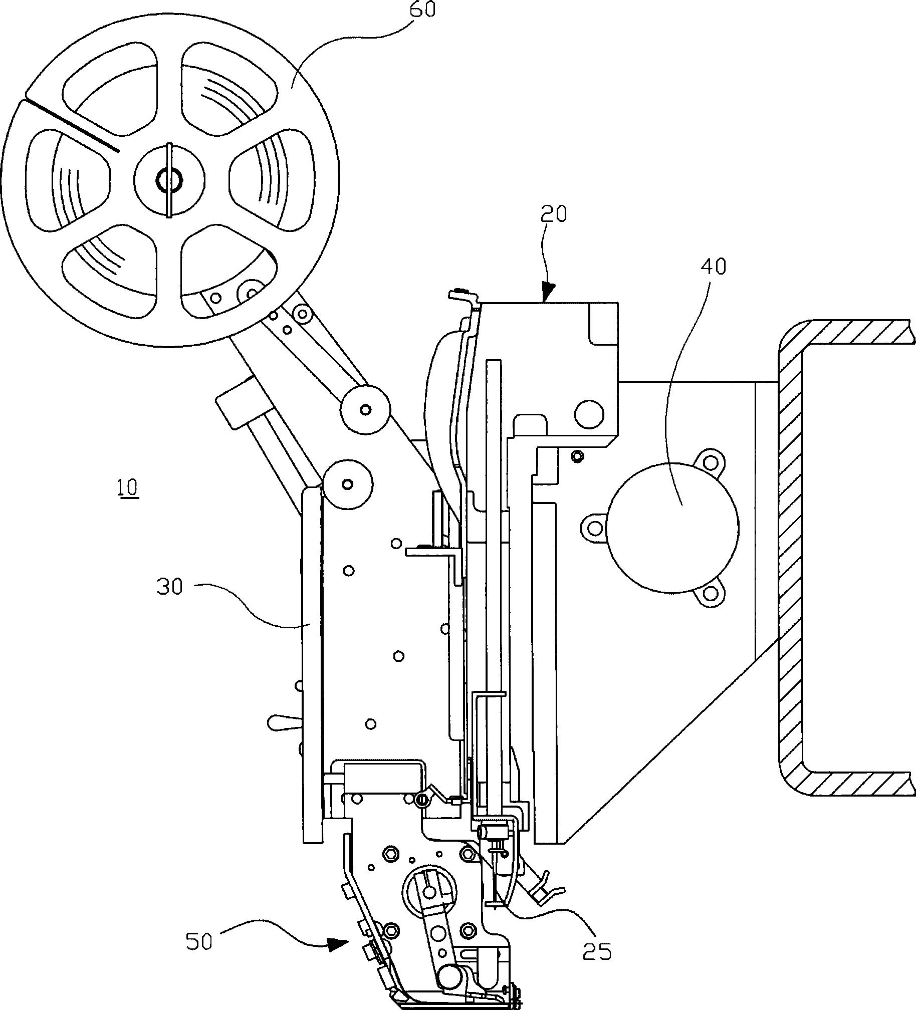 Bright clip feed device in embroidery machine