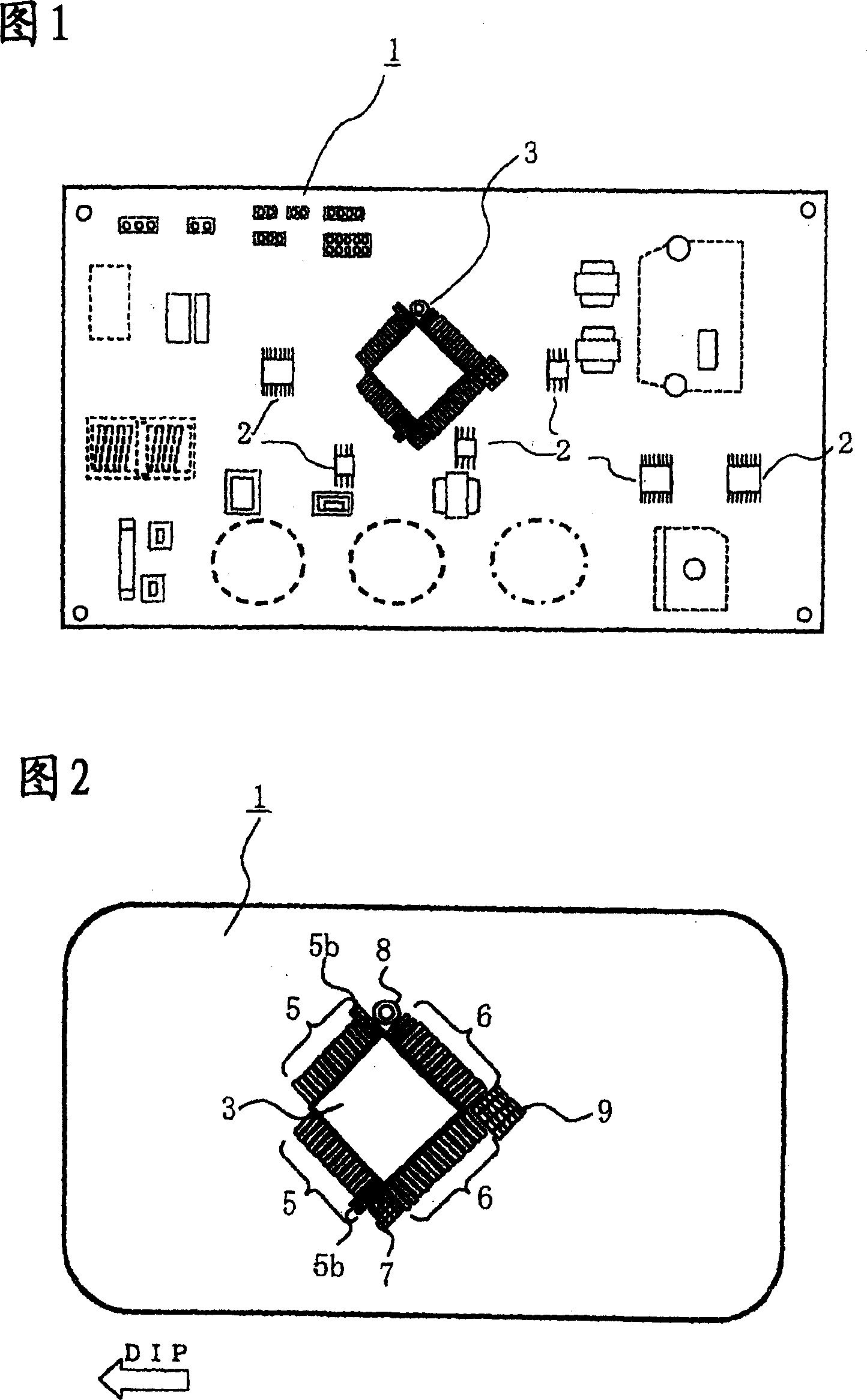 Printed circuit board for mounting a quad flat package IC, method of soldering a quad flat package IC, and air conditioning apparatus with such a printed circuit board