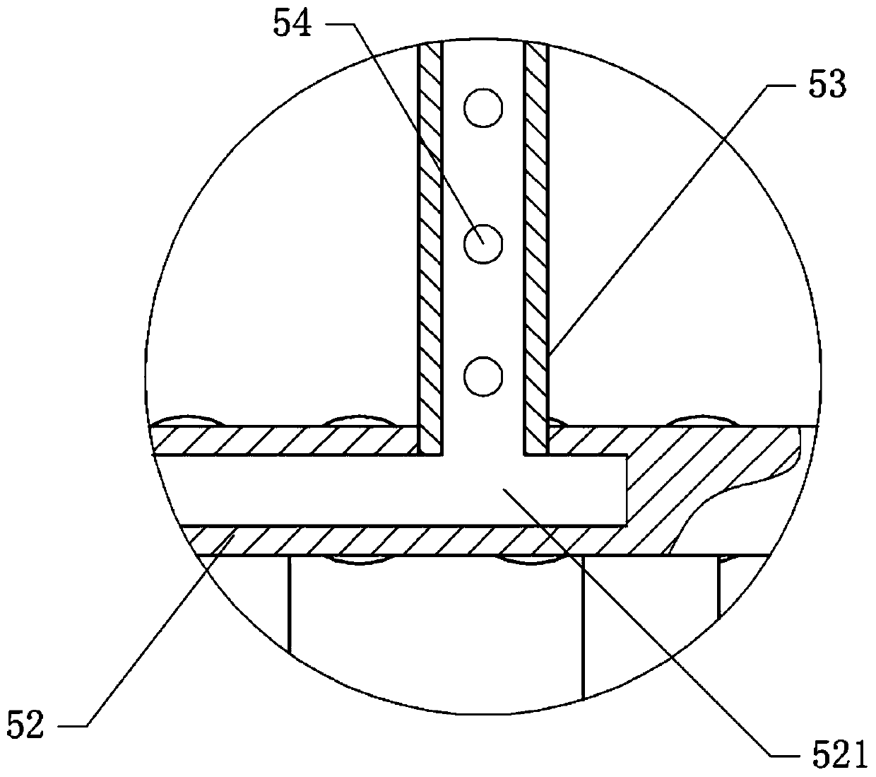 Heating type conveying mechanism for glass bottles