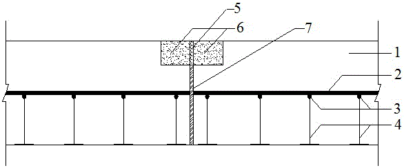 Joints and construction method suitable for continuous reinforced concrete pavement structure